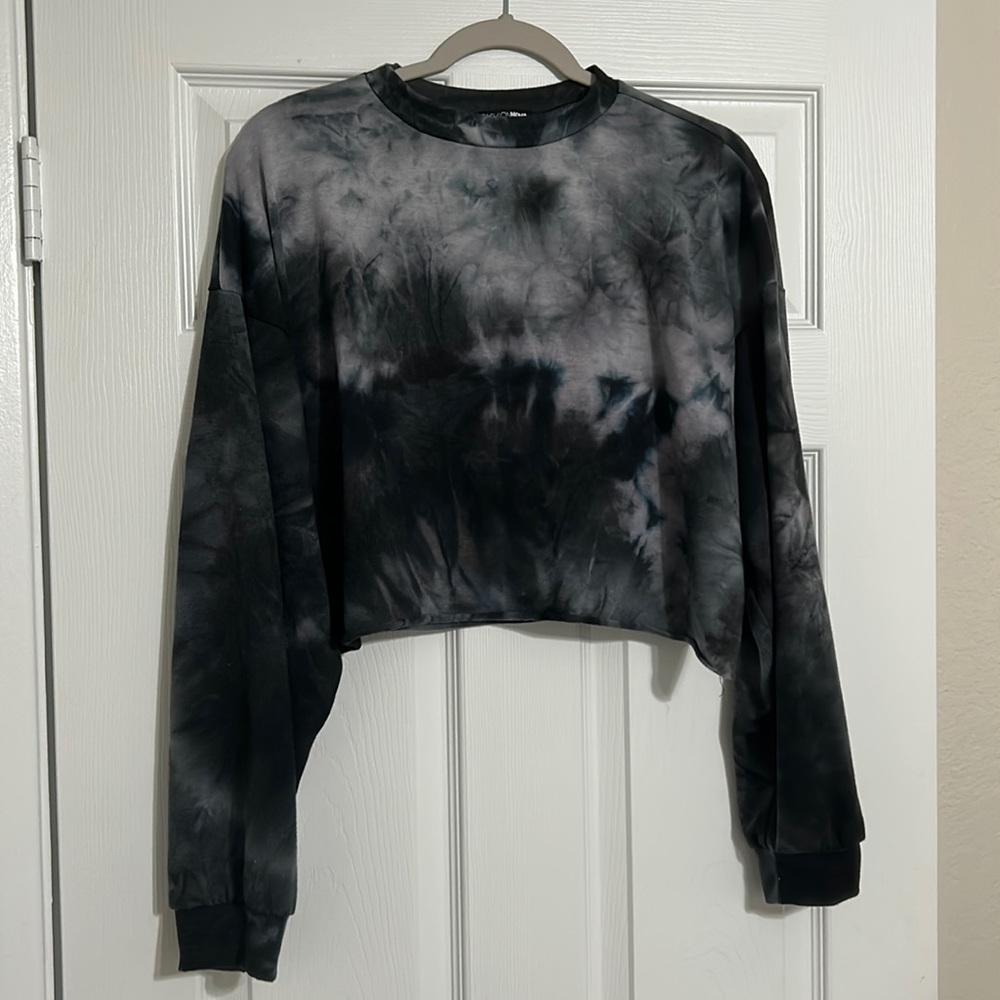FashionNova Black Tie-dye Cropped Sweater Size Large